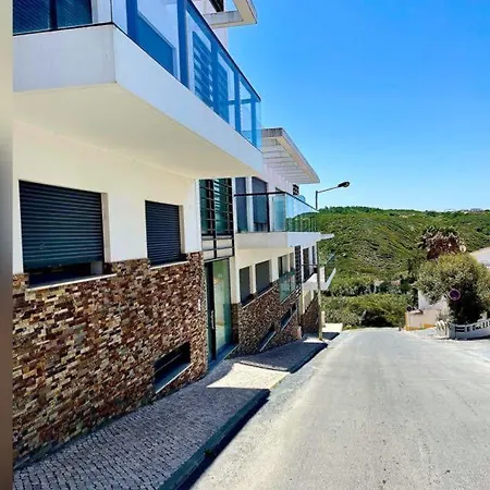 Zambujeiraseahouse - 100M Da Praia Zambujeira do Mar Zewnętrze zdjęcie